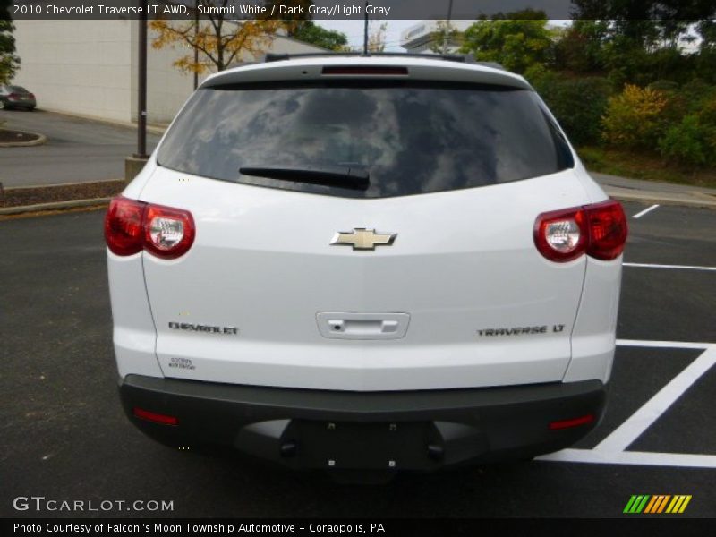 Summit White / Dark Gray/Light Gray 2010 Chevrolet Traverse LT AWD