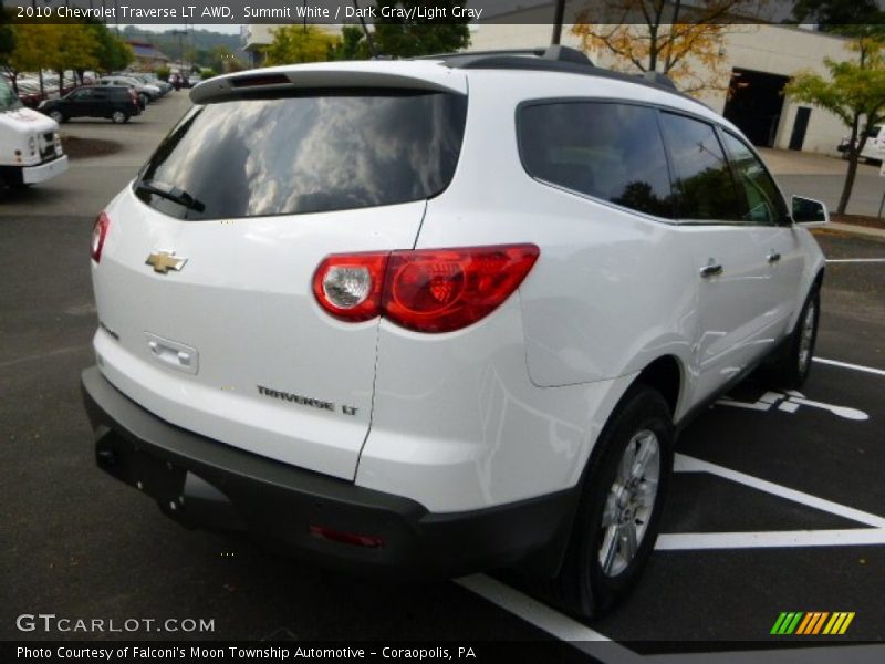 Summit White / Dark Gray/Light Gray 2010 Chevrolet Traverse LT AWD