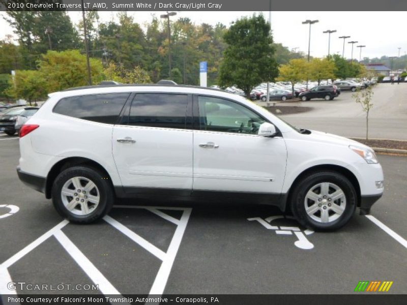 Summit White / Dark Gray/Light Gray 2010 Chevrolet Traverse LT AWD