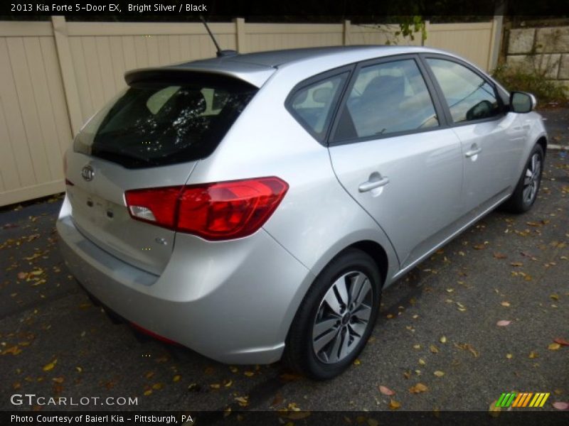 Bright Silver / Black 2013 Kia Forte 5-Door EX