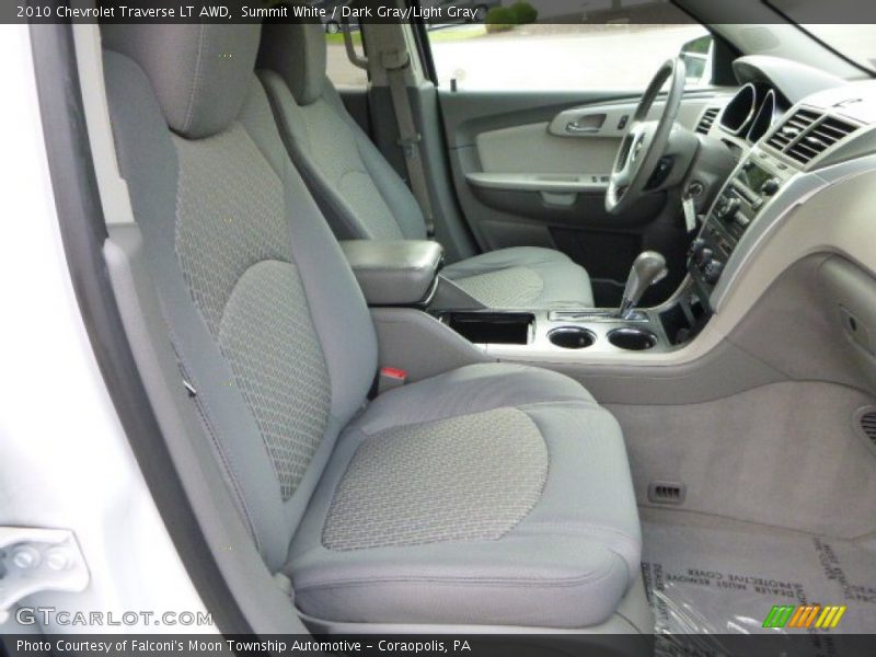 Summit White / Dark Gray/Light Gray 2010 Chevrolet Traverse LT AWD