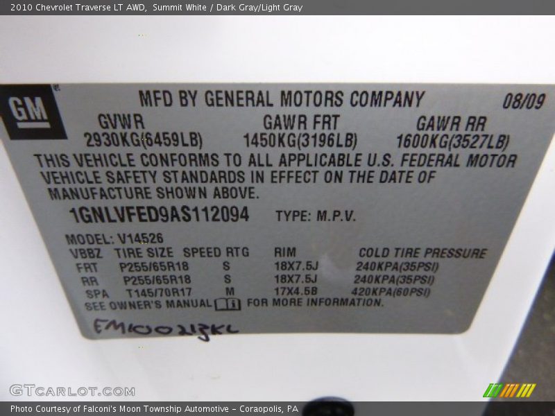 Summit White / Dark Gray/Light Gray 2010 Chevrolet Traverse LT AWD