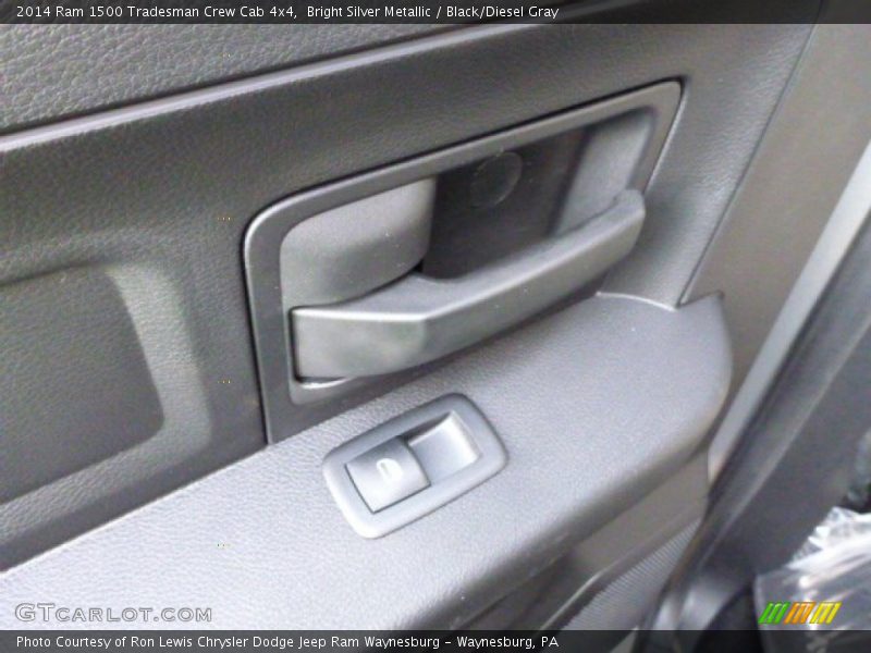 Bright Silver Metallic / Black/Diesel Gray 2014 Ram 1500 Tradesman Crew Cab 4x4