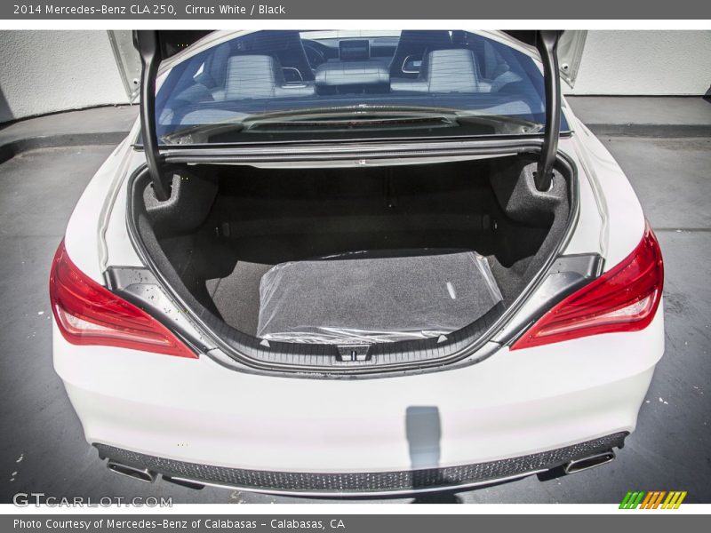 Cirrus White / Black 2014 Mercedes-Benz CLA 250
