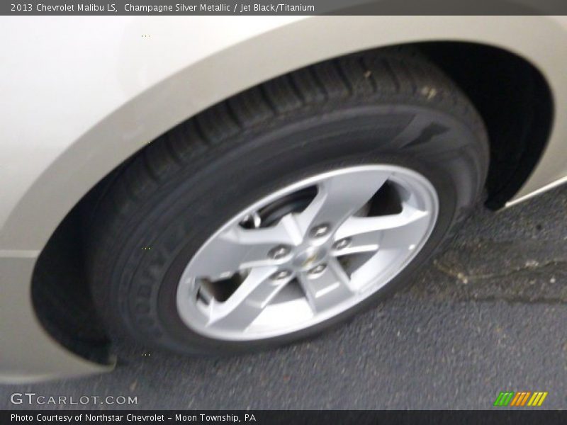 Champagne Silver Metallic / Jet Black/Titanium 2013 Chevrolet Malibu LS