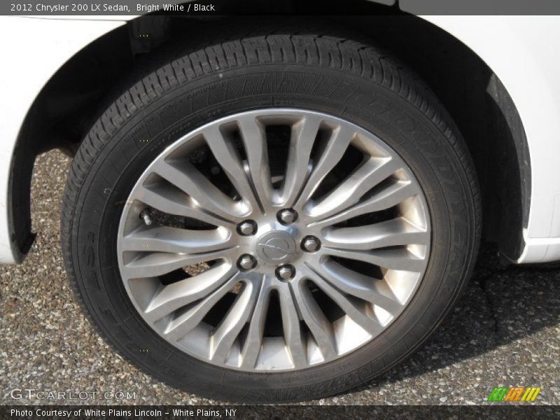 Bright White / Black 2012 Chrysler 200 LX Sedan