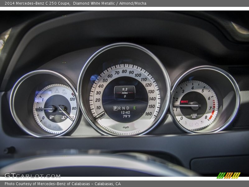Diamond White Metallic / Almond/Mocha 2014 Mercedes-Benz C 250 Coupe