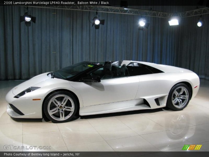 Balloon White / Black 2008 Lamborghini Murcielago LP640 Roadster