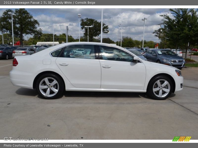 Candy White / Cornsilk Beige 2013 Volkswagen Passat 2.5L SE