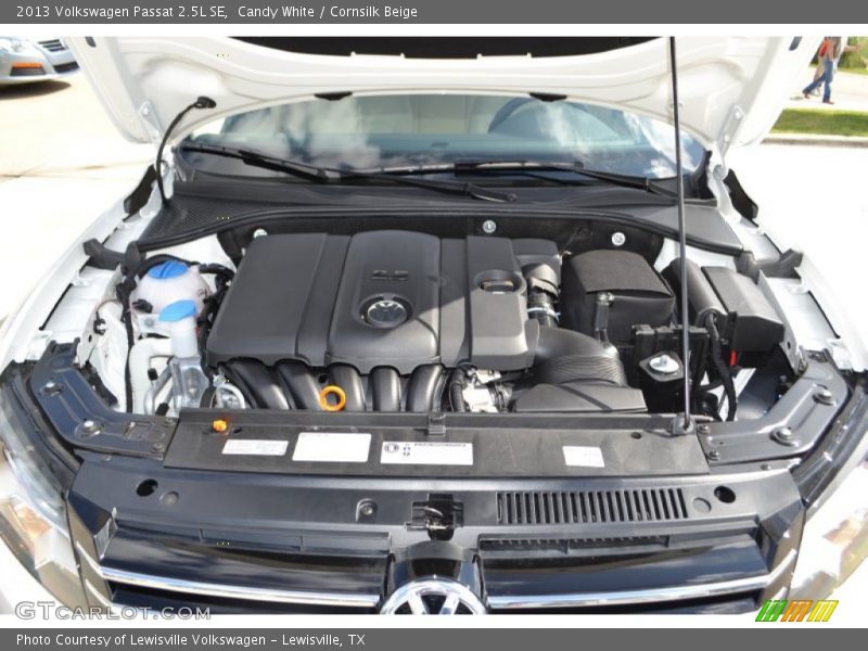 Candy White / Cornsilk Beige 2013 Volkswagen Passat 2.5L SE