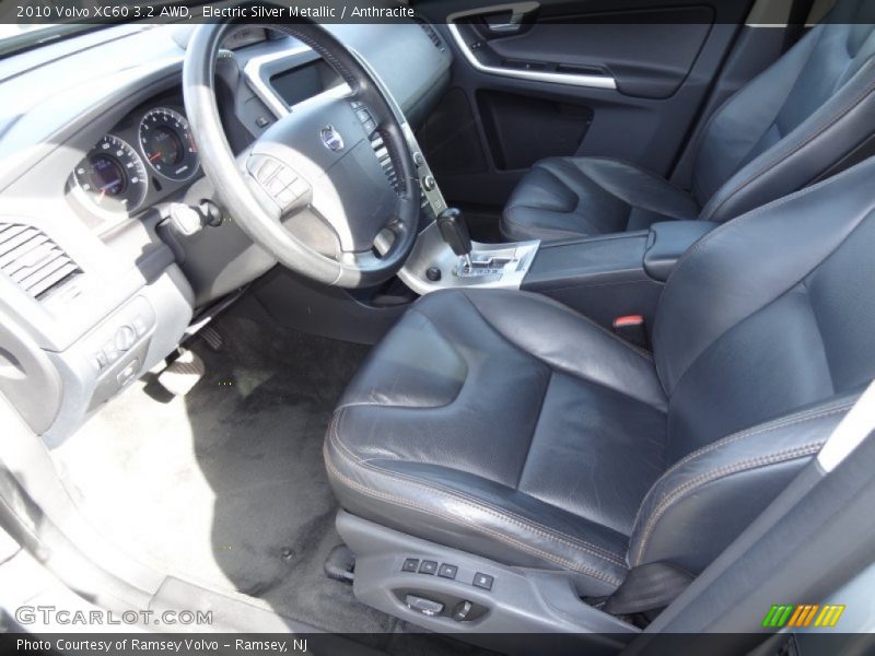 Electric Silver Metallic / Anthracite 2010 Volvo XC60 3.2 AWD