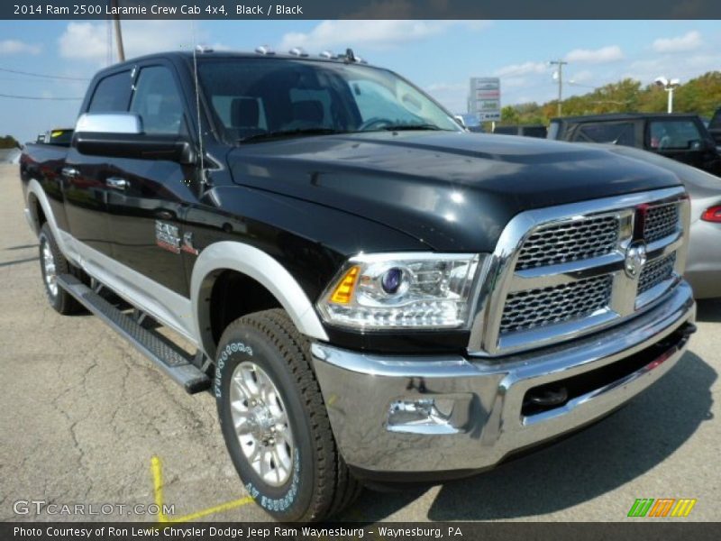 Front 3/4 View of 2014 2500 Laramie Crew Cab 4x4