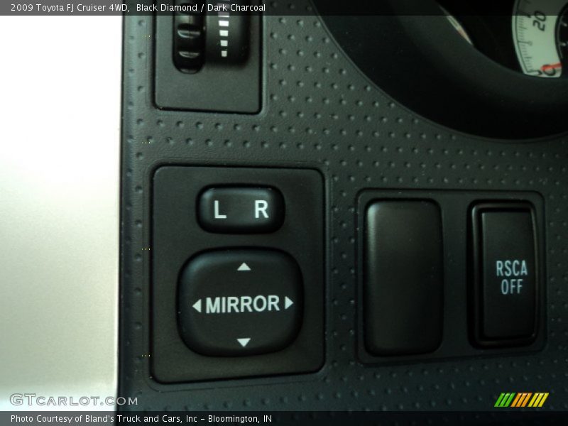 Black Diamond / Dark Charcoal 2009 Toyota FJ Cruiser 4WD