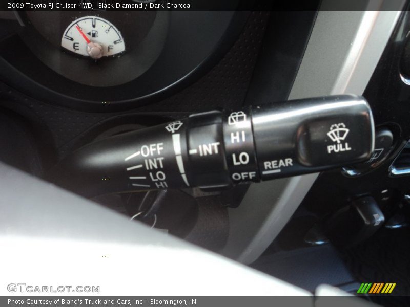 Black Diamond / Dark Charcoal 2009 Toyota FJ Cruiser 4WD