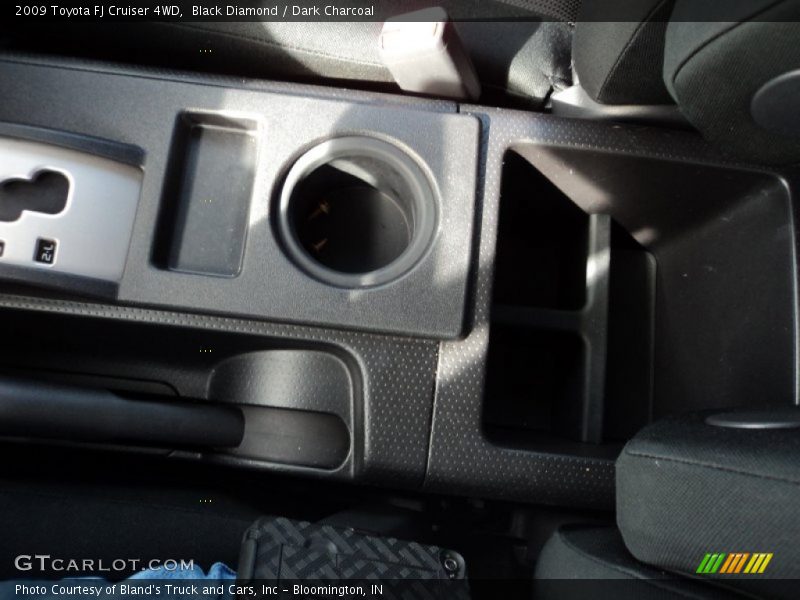 Black Diamond / Dark Charcoal 2009 Toyota FJ Cruiser 4WD