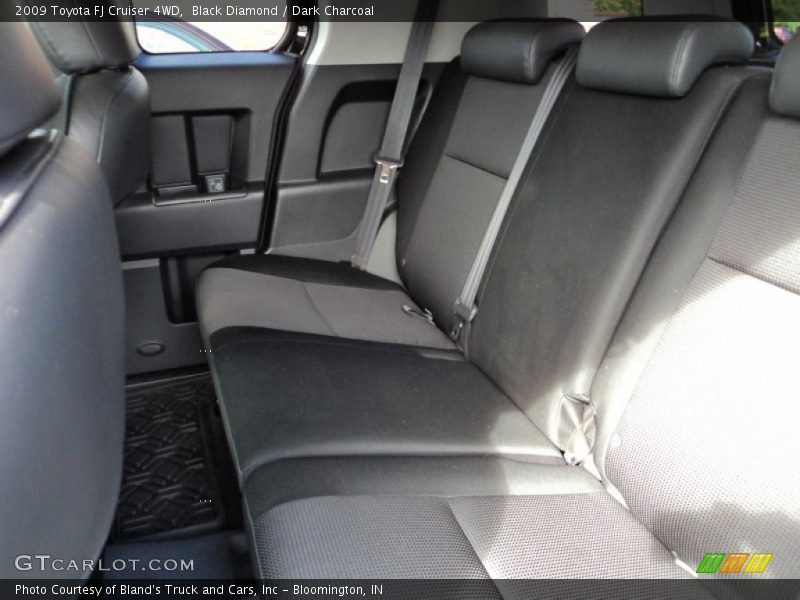 Black Diamond / Dark Charcoal 2009 Toyota FJ Cruiser 4WD