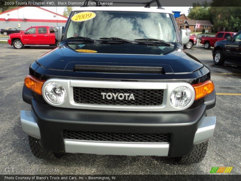 Black Diamond / Dark Charcoal 2009 Toyota FJ Cruiser 4WD