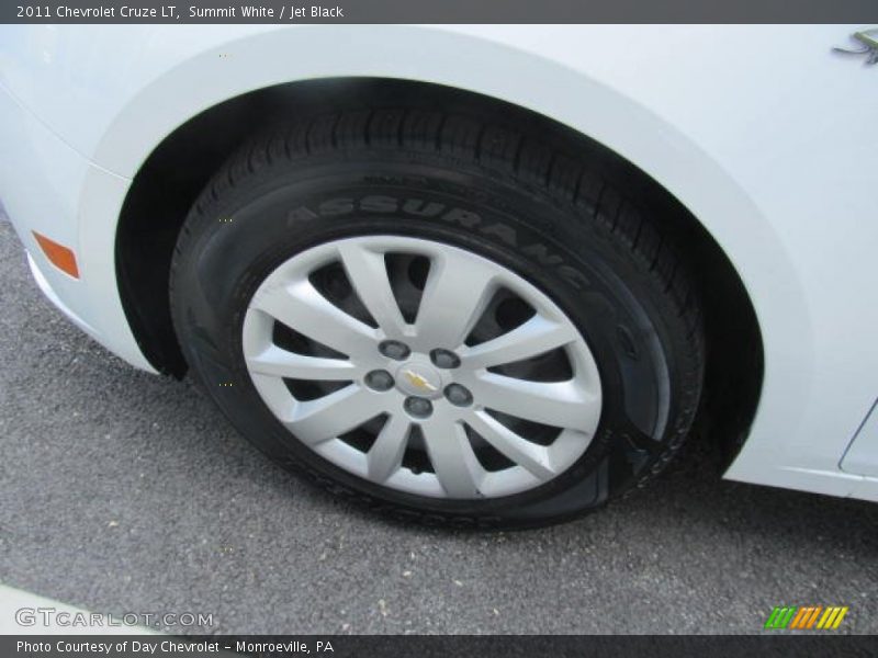 Summit White / Jet Black 2011 Chevrolet Cruze LT