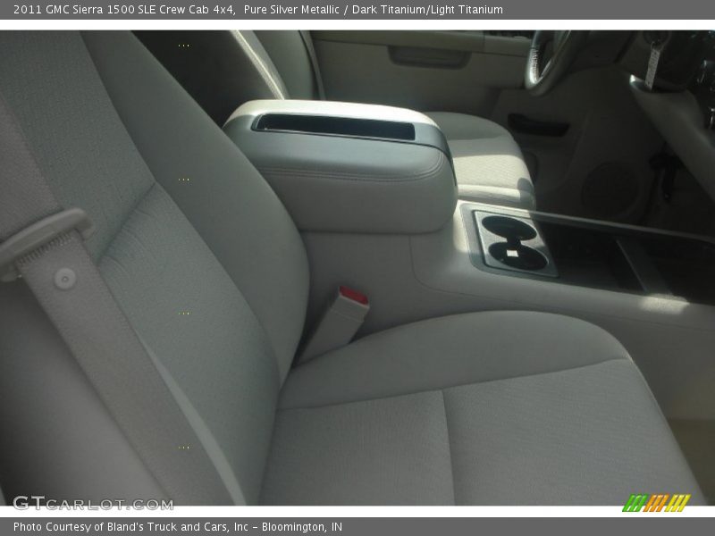 Pure Silver Metallic / Dark Titanium/Light Titanium 2011 GMC Sierra 1500 SLE Crew Cab 4x4