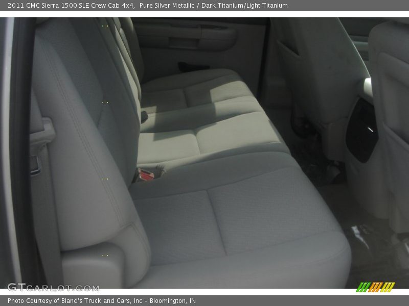 Pure Silver Metallic / Dark Titanium/Light Titanium 2011 GMC Sierra 1500 SLE Crew Cab 4x4