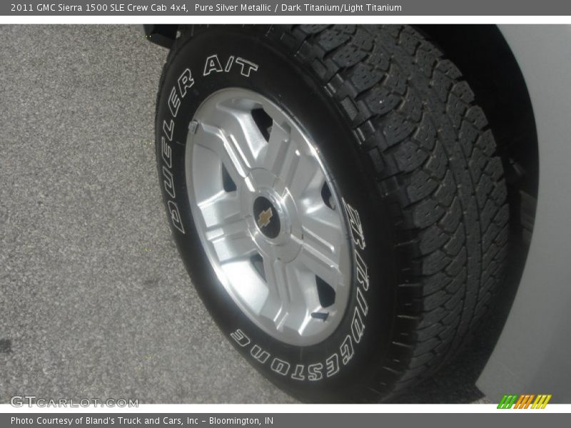 Pure Silver Metallic / Dark Titanium/Light Titanium 2011 GMC Sierra 1500 SLE Crew Cab 4x4