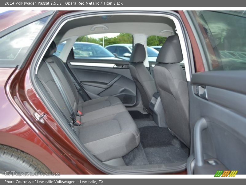 Opera Red Metallic / Titan Black 2014 Volkswagen Passat 2.5L S