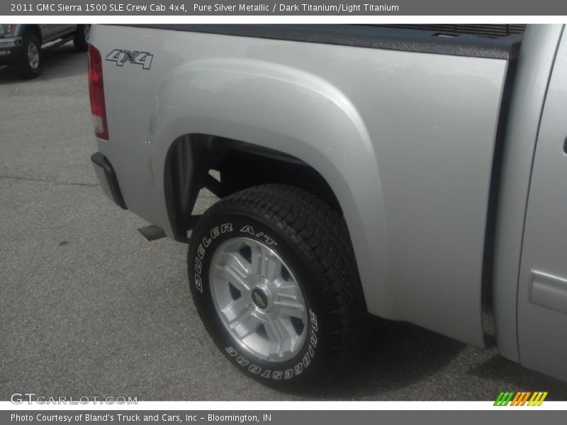 Pure Silver Metallic / Dark Titanium/Light Titanium 2011 GMC Sierra 1500 SLE Crew Cab 4x4