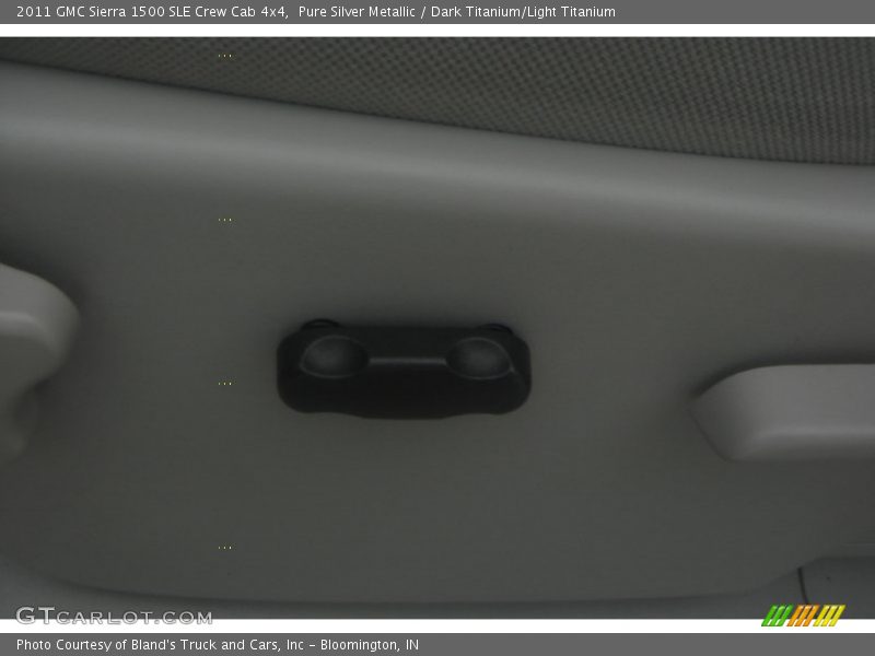 Pure Silver Metallic / Dark Titanium/Light Titanium 2011 GMC Sierra 1500 SLE Crew Cab 4x4