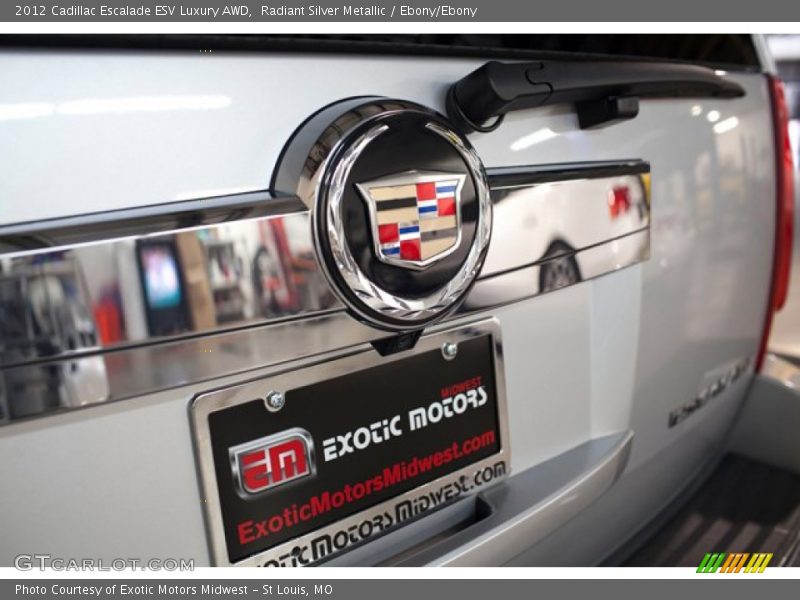 Radiant Silver Metallic / Ebony/Ebony 2012 Cadillac Escalade ESV Luxury AWD