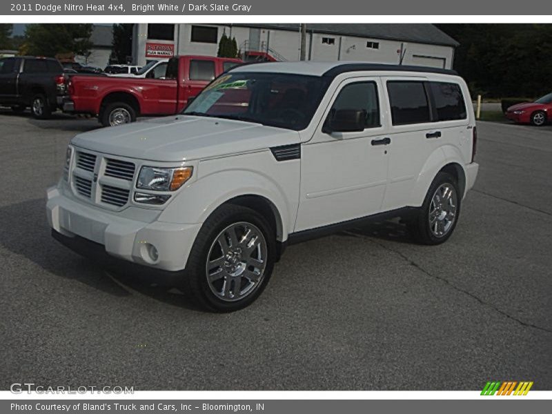 Bright White / Dark Slate Gray 2011 Dodge Nitro Heat 4x4