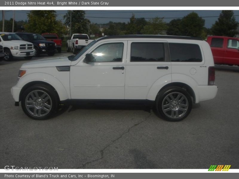 Bright White / Dark Slate Gray 2011 Dodge Nitro Heat 4x4