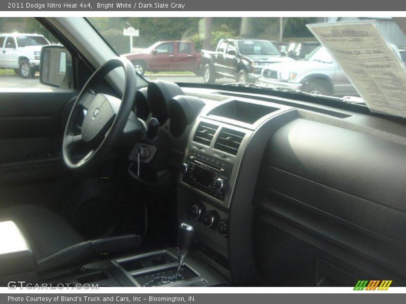 Bright White / Dark Slate Gray 2011 Dodge Nitro Heat 4x4