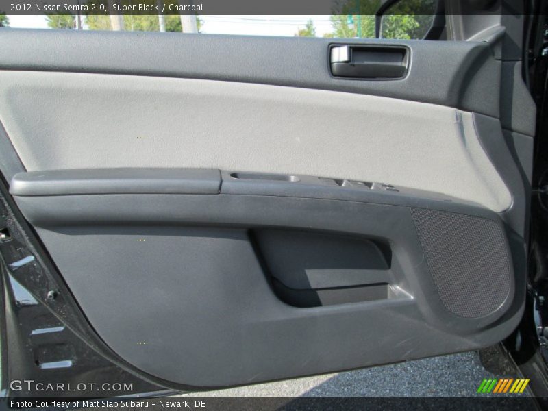 Super Black / Charcoal 2012 Nissan Sentra 2.0