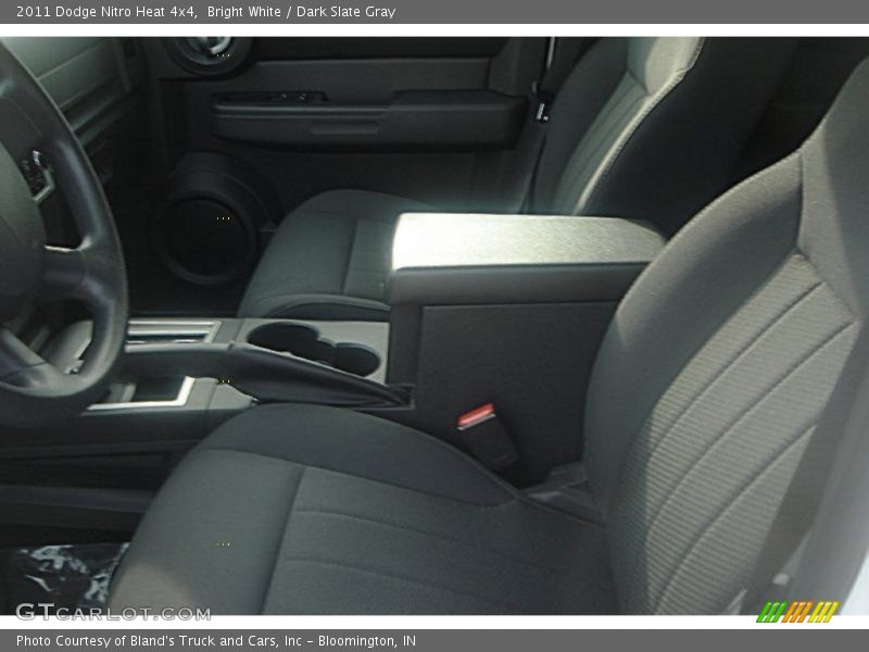 Bright White / Dark Slate Gray 2011 Dodge Nitro Heat 4x4