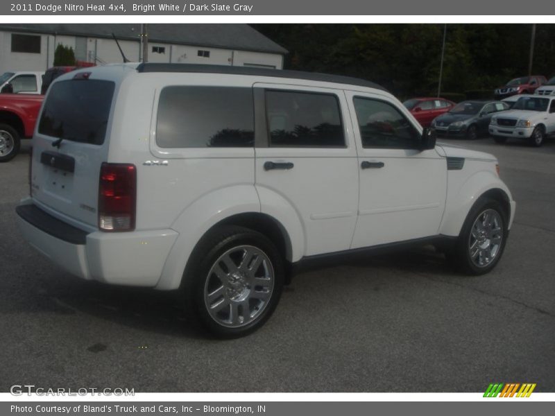 Bright White / Dark Slate Gray 2011 Dodge Nitro Heat 4x4