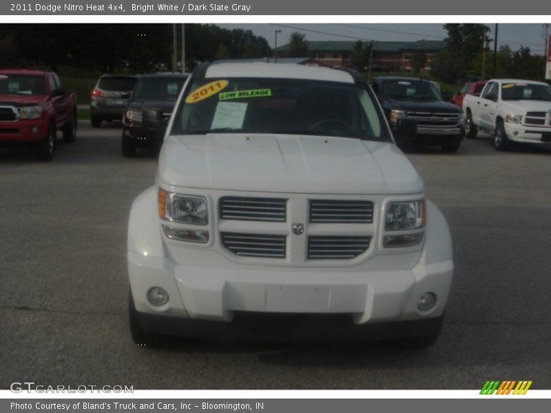 Bright White / Dark Slate Gray 2011 Dodge Nitro Heat 4x4