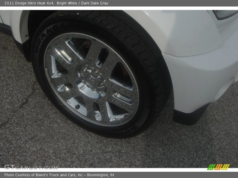 Bright White / Dark Slate Gray 2011 Dodge Nitro Heat 4x4