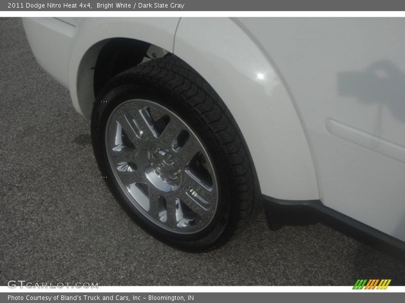 Bright White / Dark Slate Gray 2011 Dodge Nitro Heat 4x4