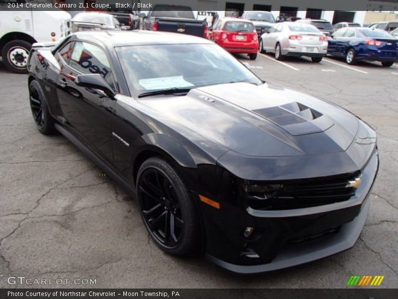 Front 3/4 View of 2014 Camaro ZL1 Coupe