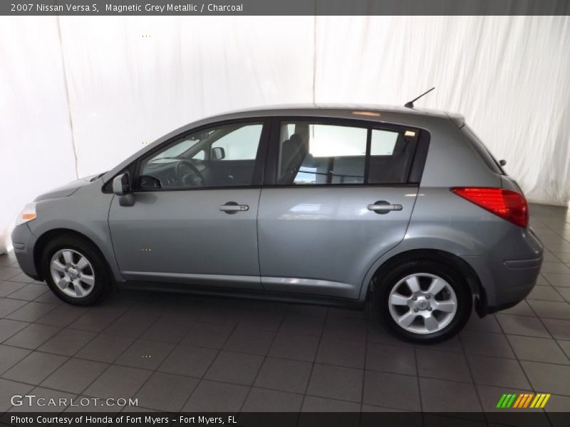 Magnetic Grey Metallic / Charcoal 2007 Nissan Versa S