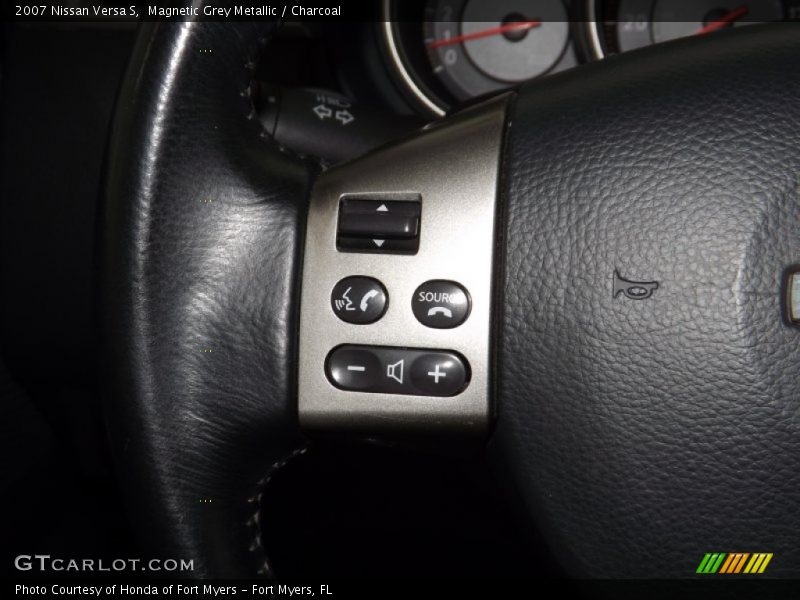 Magnetic Grey Metallic / Charcoal 2007 Nissan Versa S
