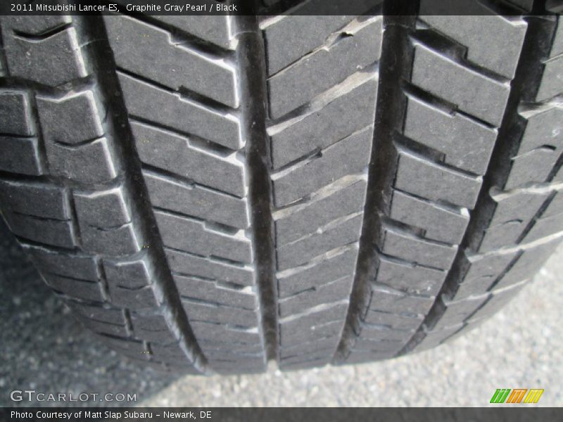 Graphite Gray Pearl / Black 2011 Mitsubishi Lancer ES