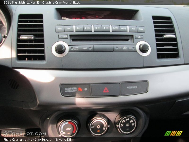 Graphite Gray Pearl / Black 2011 Mitsubishi Lancer ES