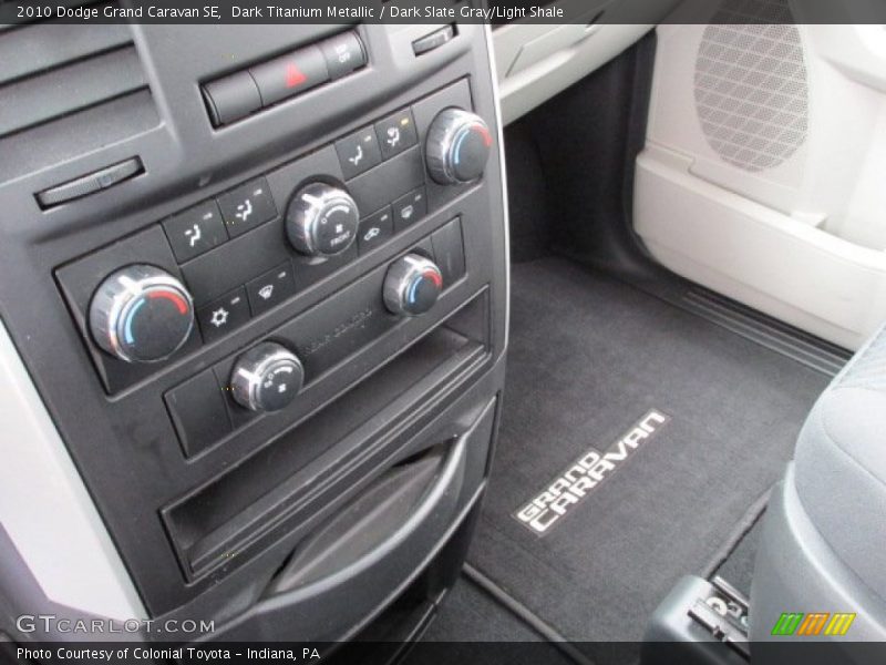Dark Titanium Metallic / Dark Slate Gray/Light Shale 2010 Dodge Grand Caravan SE