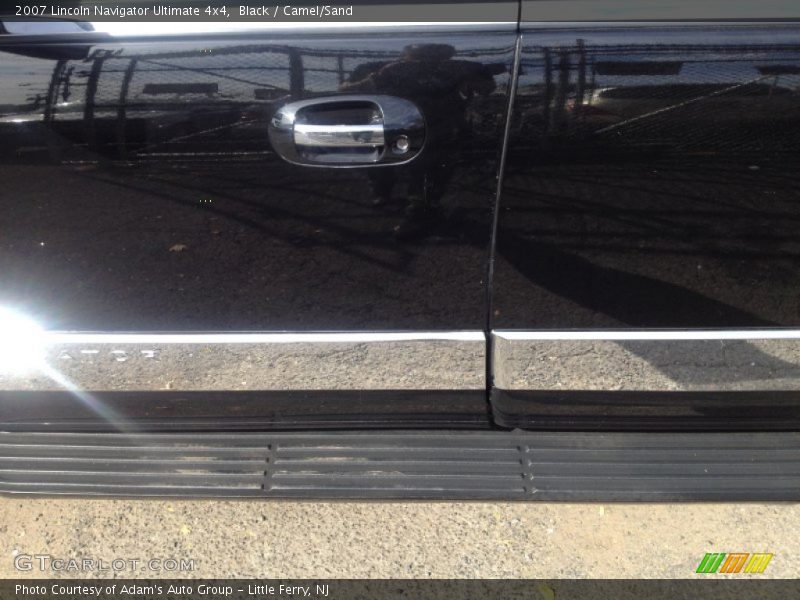 Black / Camel/Sand 2007 Lincoln Navigator Ultimate 4x4
