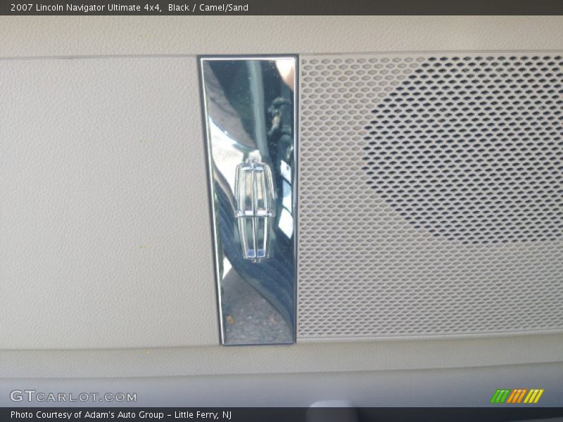 Black / Camel/Sand 2007 Lincoln Navigator Ultimate 4x4
