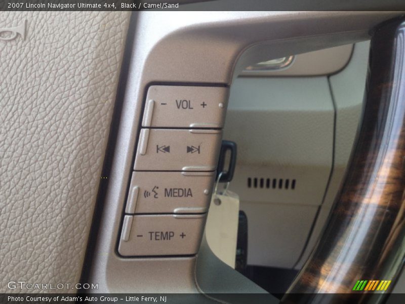 Black / Camel/Sand 2007 Lincoln Navigator Ultimate 4x4
