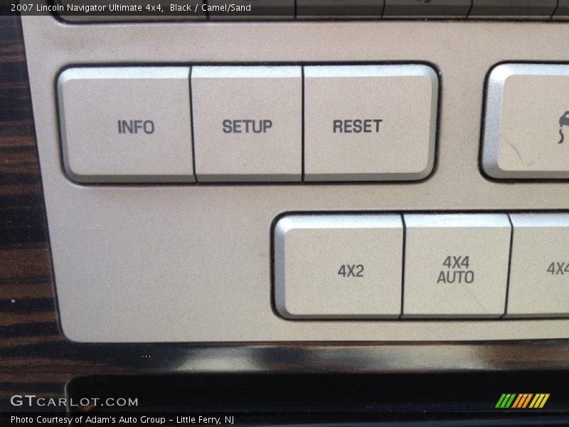 Black / Camel/Sand 2007 Lincoln Navigator Ultimate 4x4