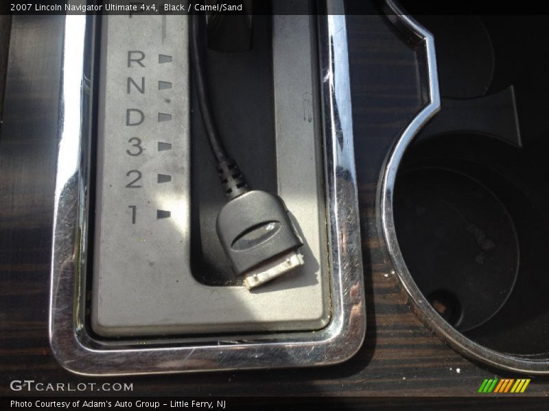 Black / Camel/Sand 2007 Lincoln Navigator Ultimate 4x4