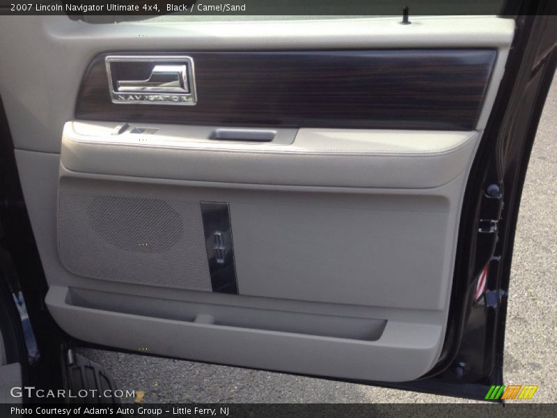 Black / Camel/Sand 2007 Lincoln Navigator Ultimate 4x4